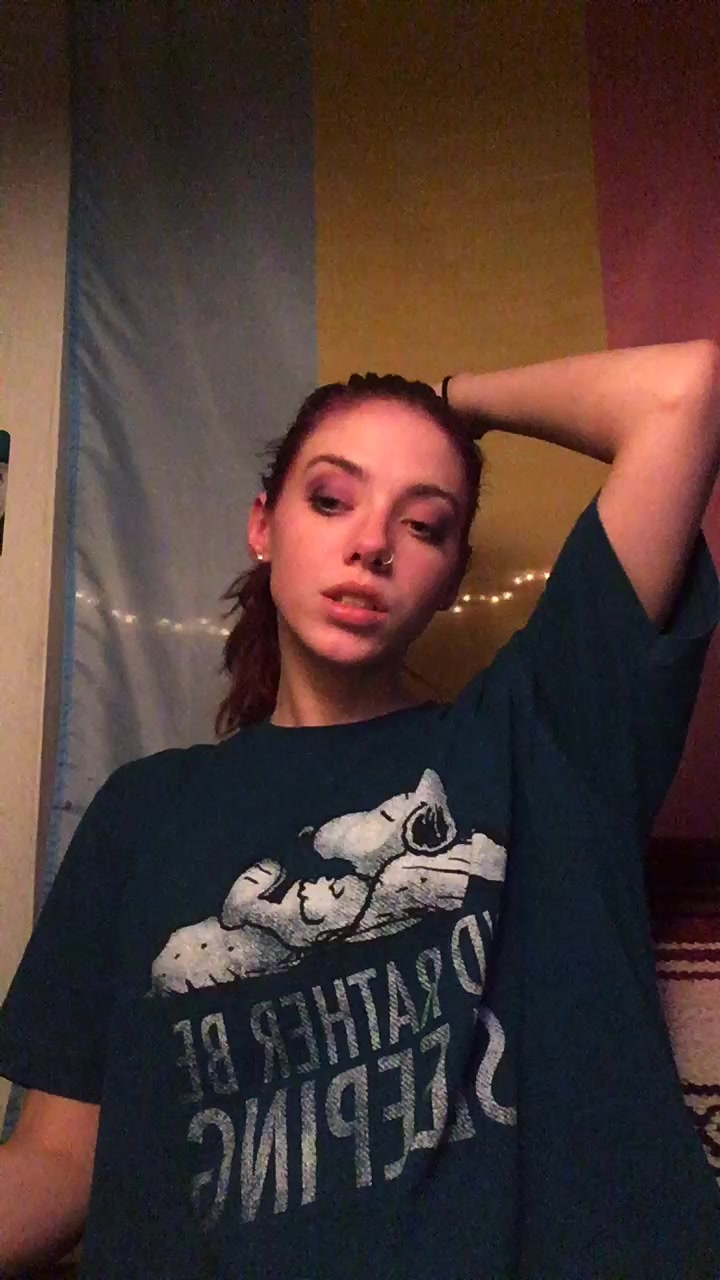 @Alysa🌙