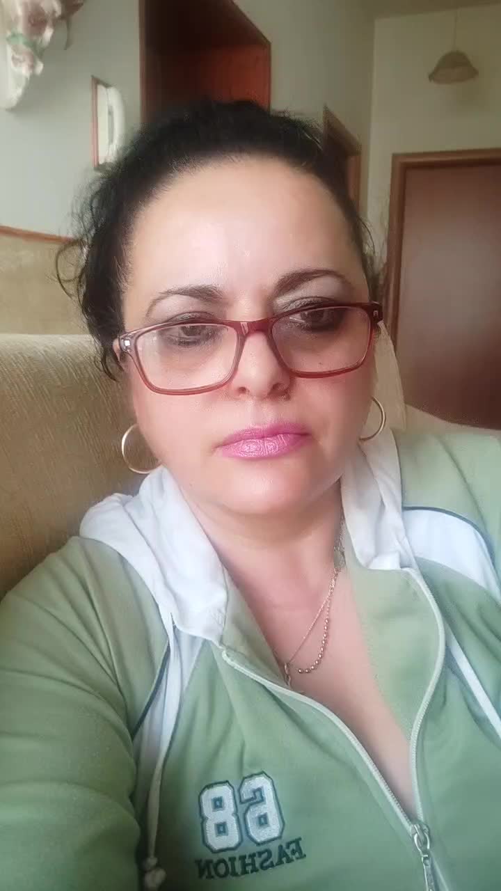 @Carla