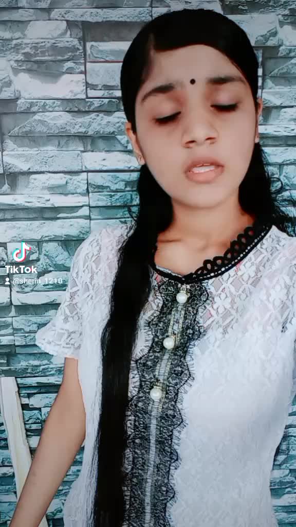 @😍Sherin Priyashinii😍