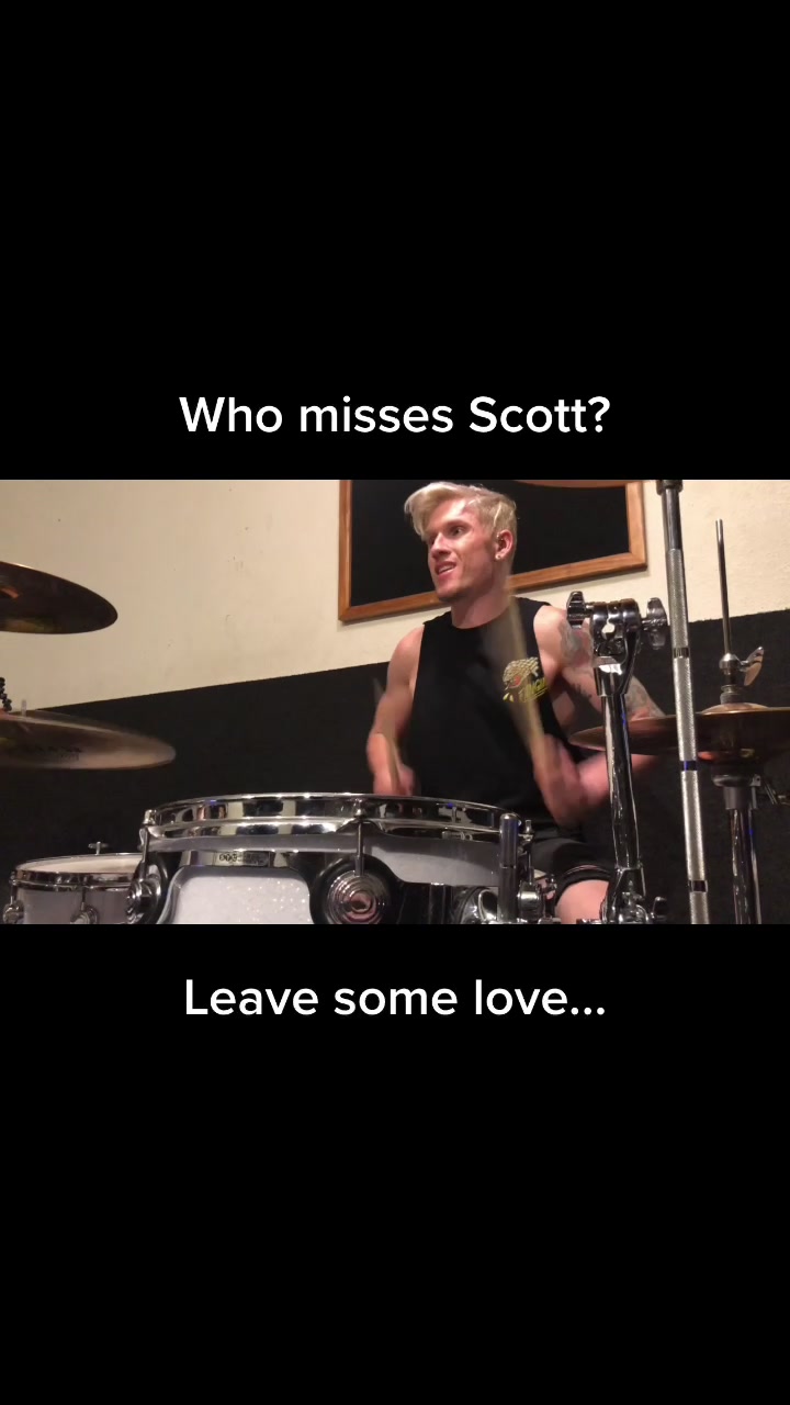 @MAKEOUT