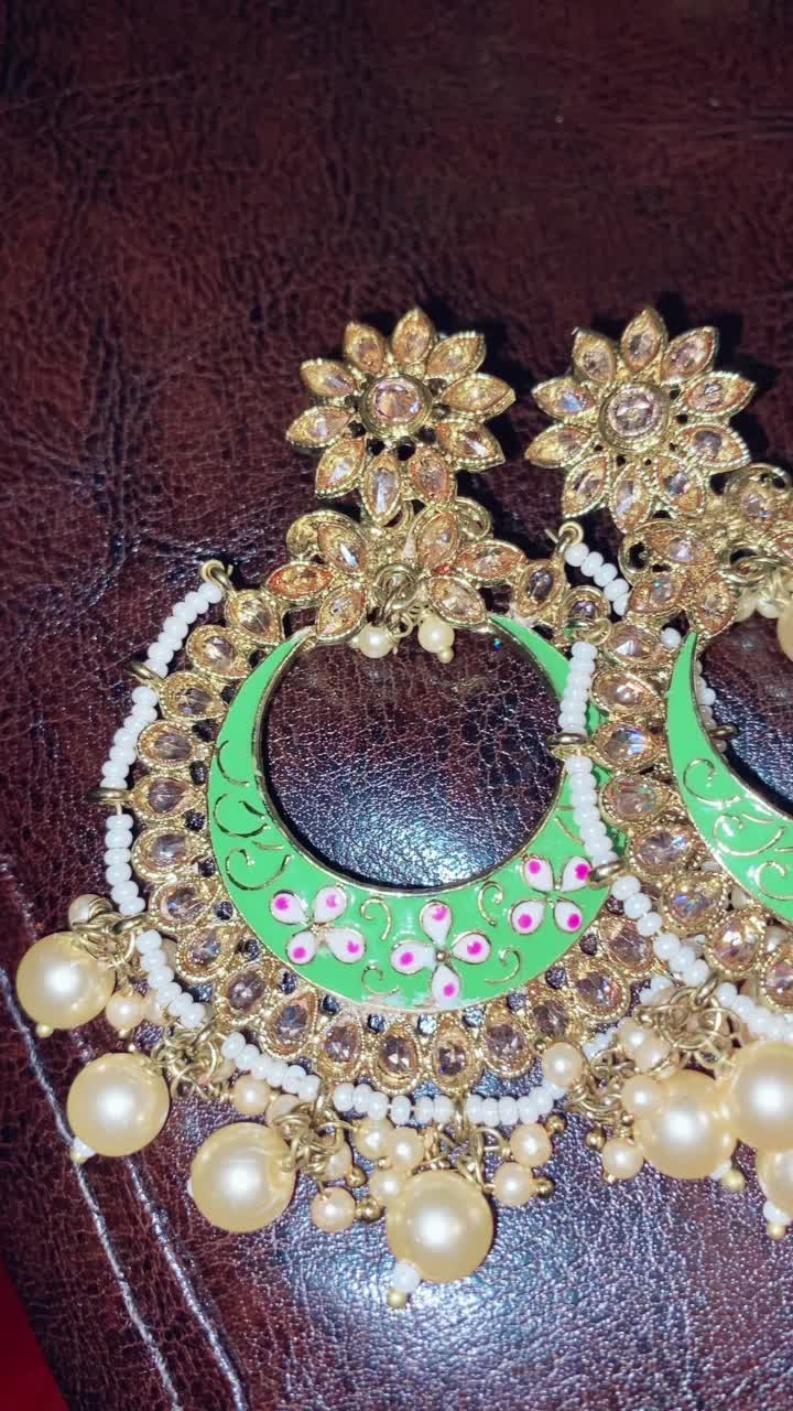 @Mahaaz.Collections