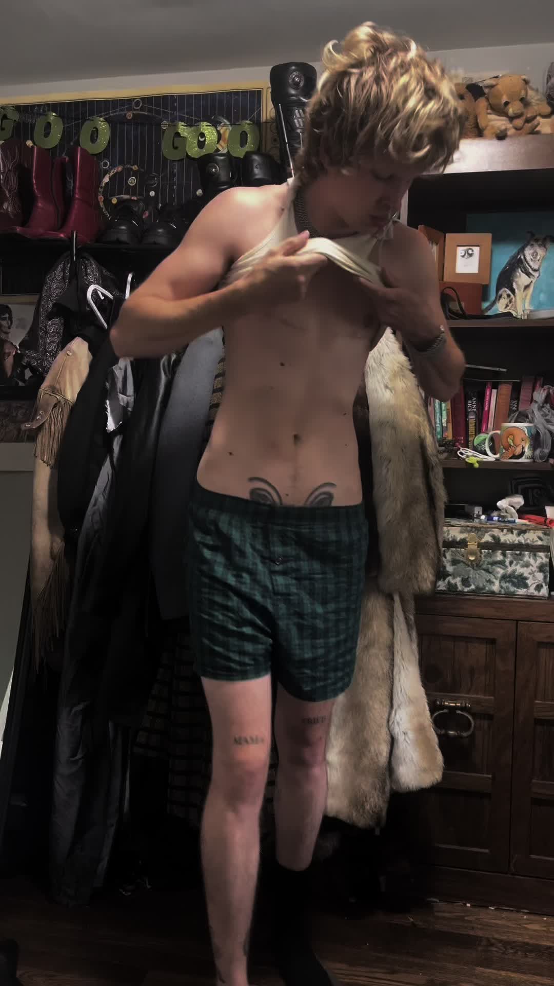 @Followboyadjacent