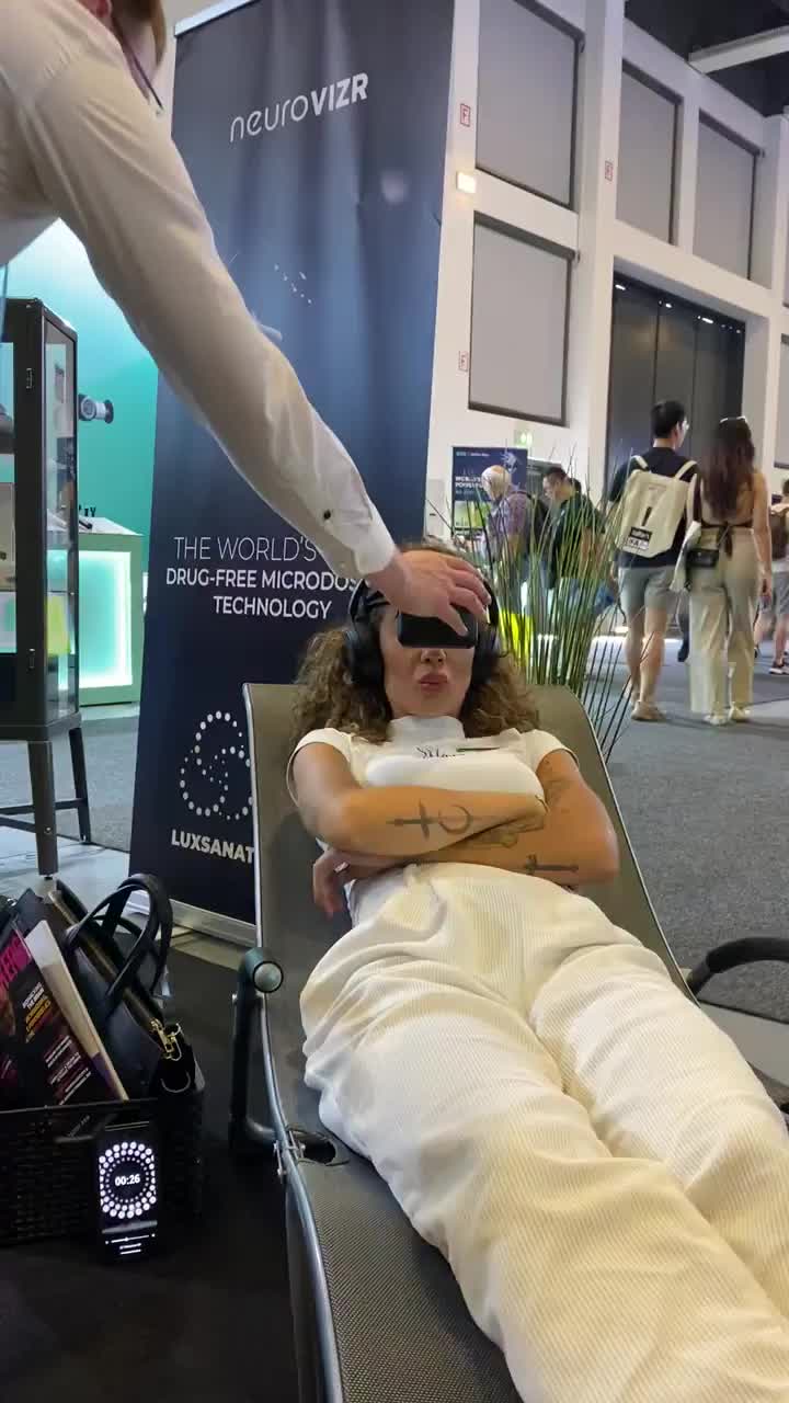 @NeuroVIZR