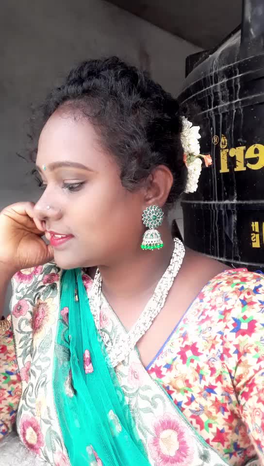 @indhum94