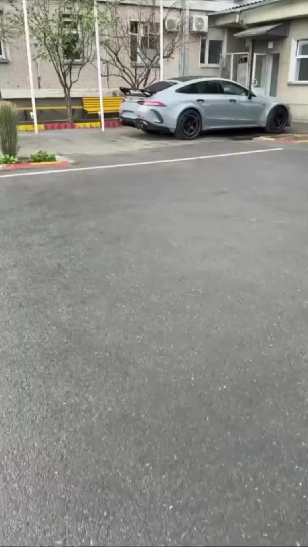 @LUXURYCARSSUZZ