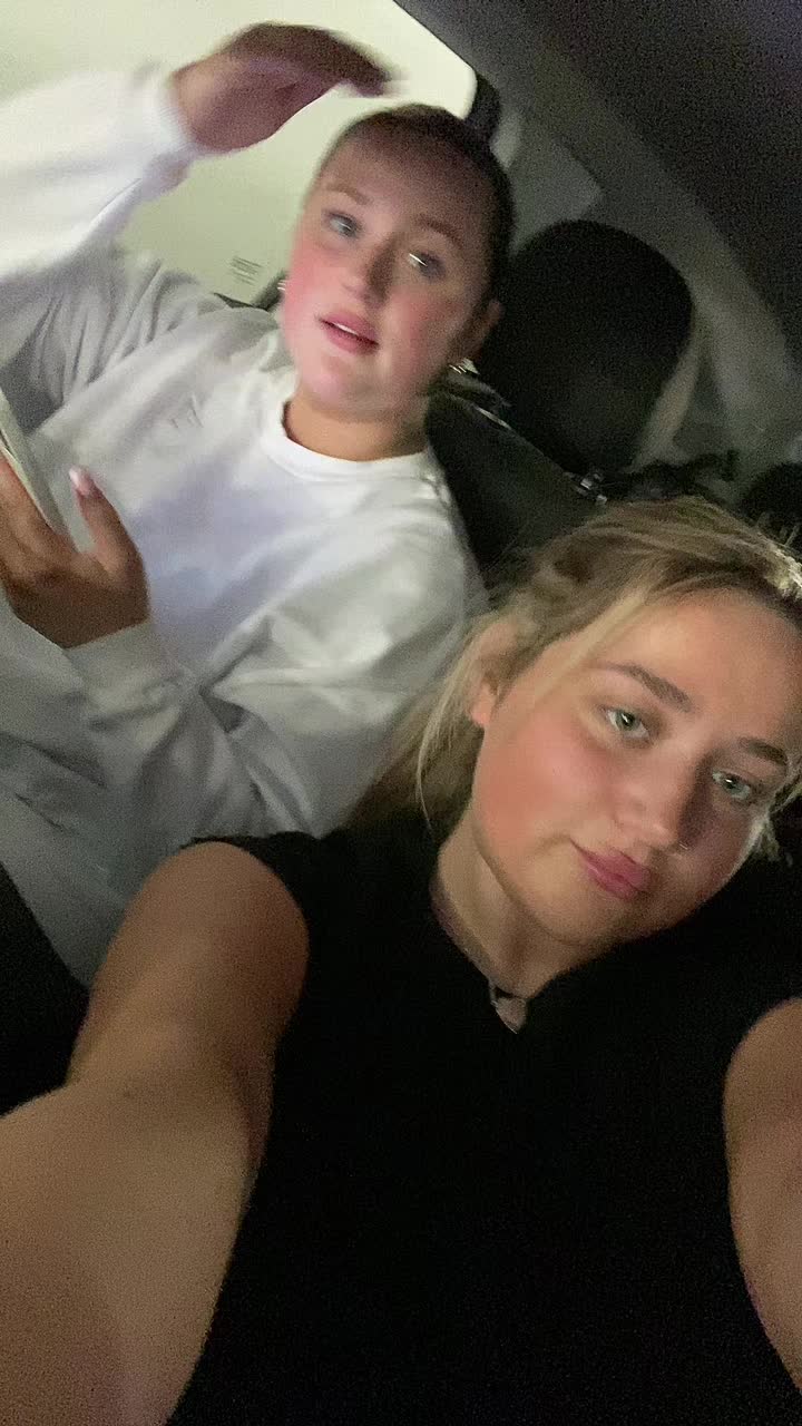 @Evabrown <3
