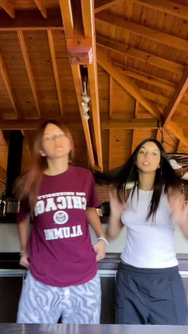 @𝒮𝑜𝒻𝒾𝒶