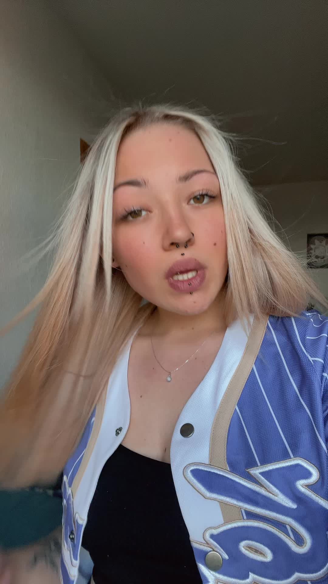 @Melina 🤍