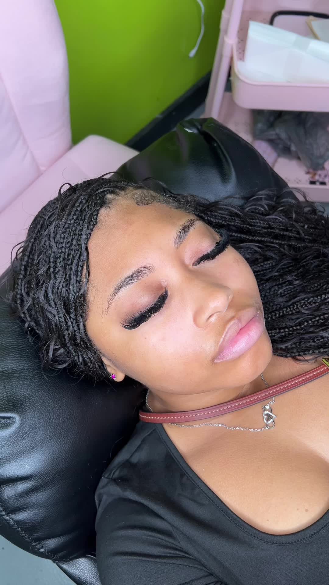 @jdollz_