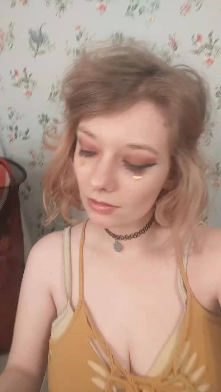 @rozaofthered