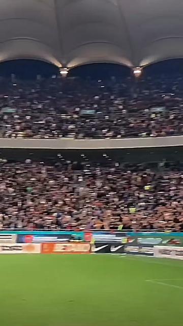 @IubireaRoșAlbastră