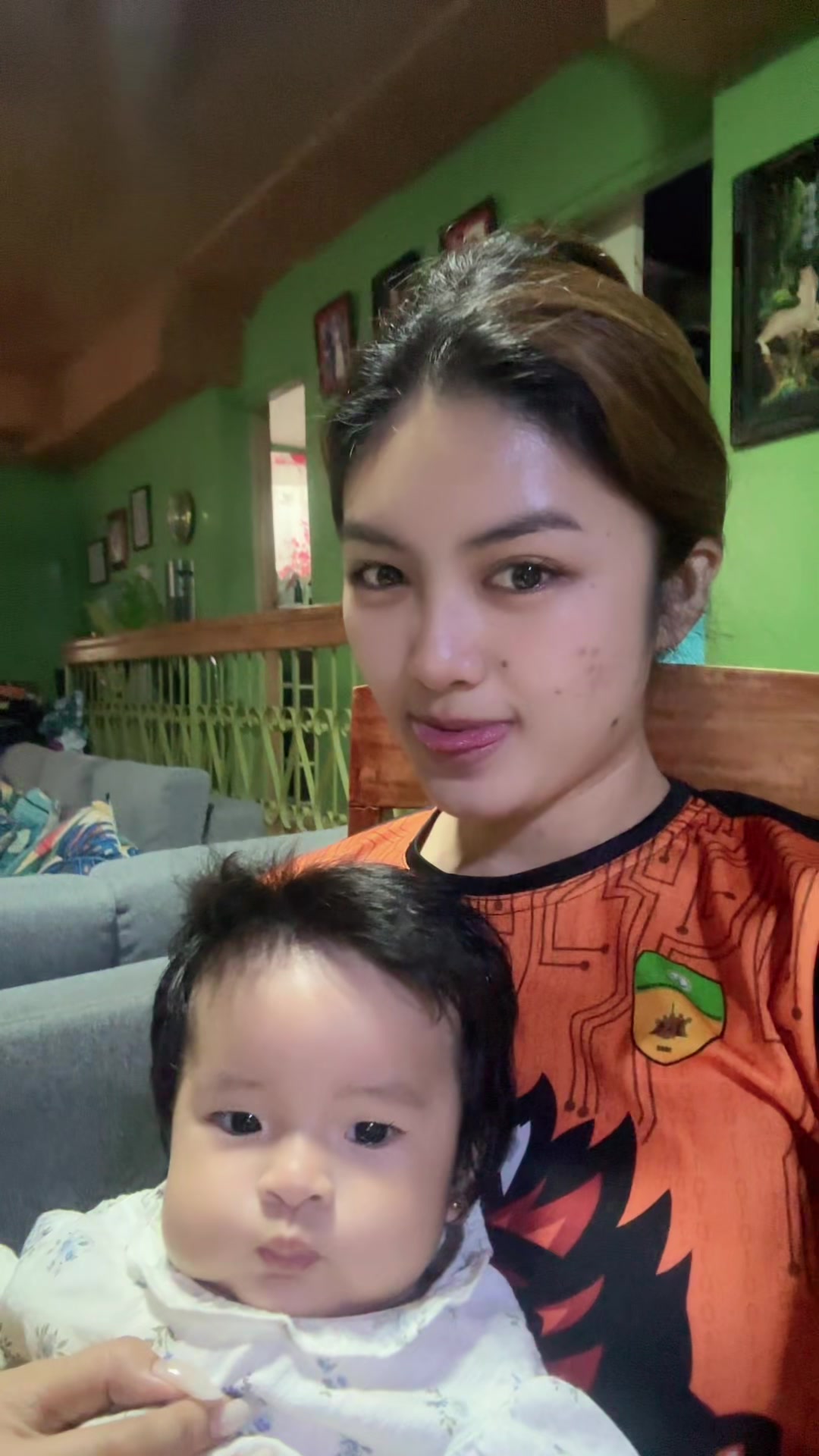 @ส roxane ษ