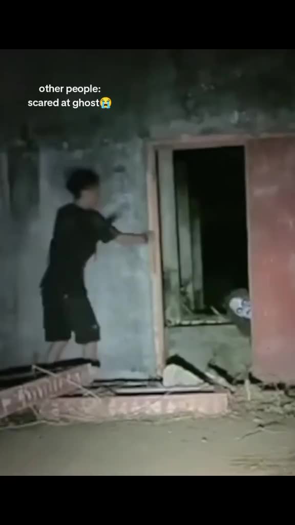 @Леон Кемстач