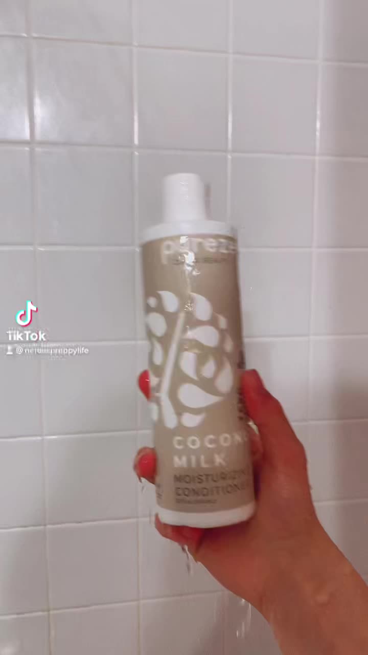 @Nefeli 🛍🌊❤️🤍🐬👄