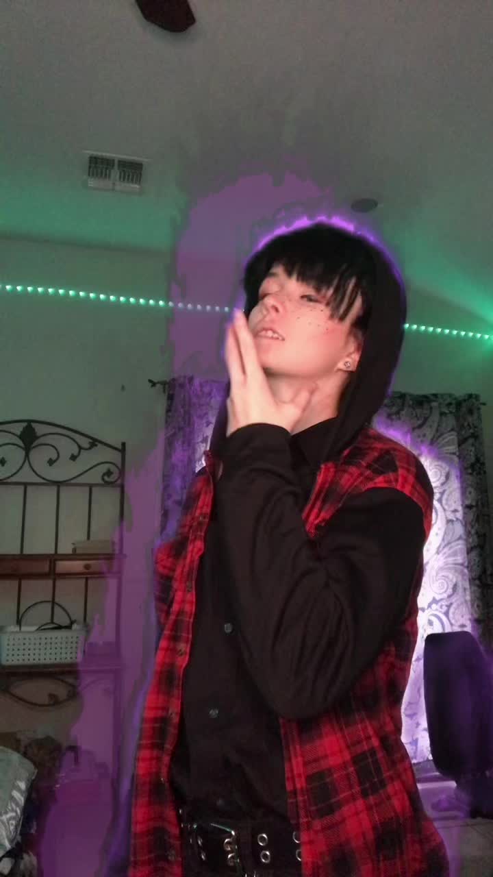 @Eren