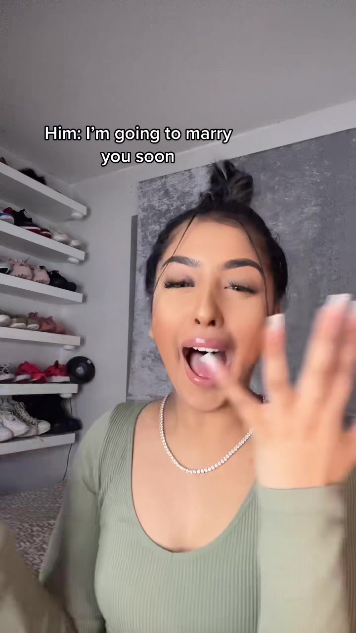 @MAY B VLOGS