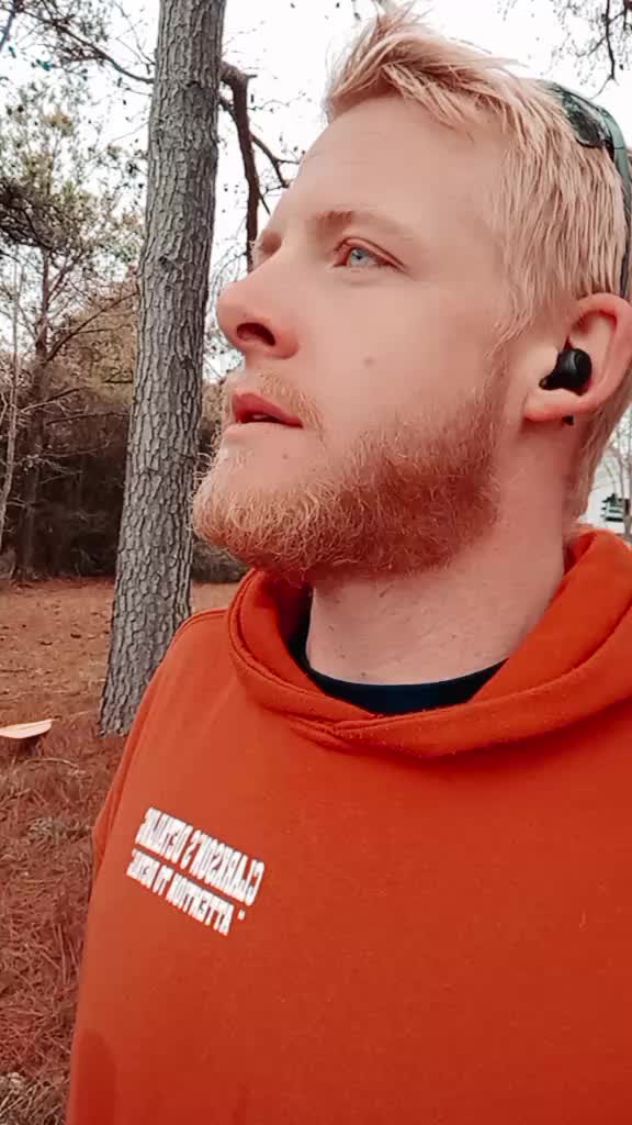 @Dillonclarkson+Busybee7788
