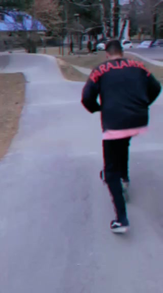 @Lesjak_d