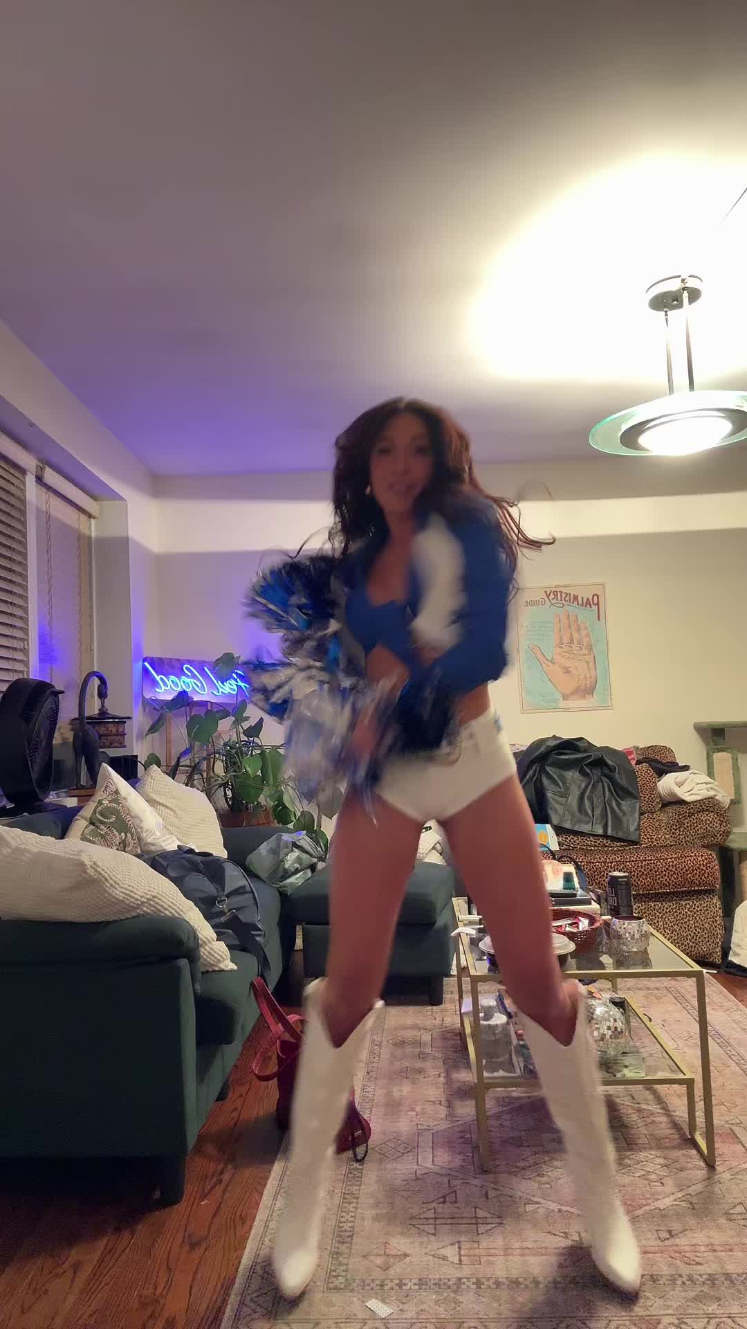 @mrsholiday