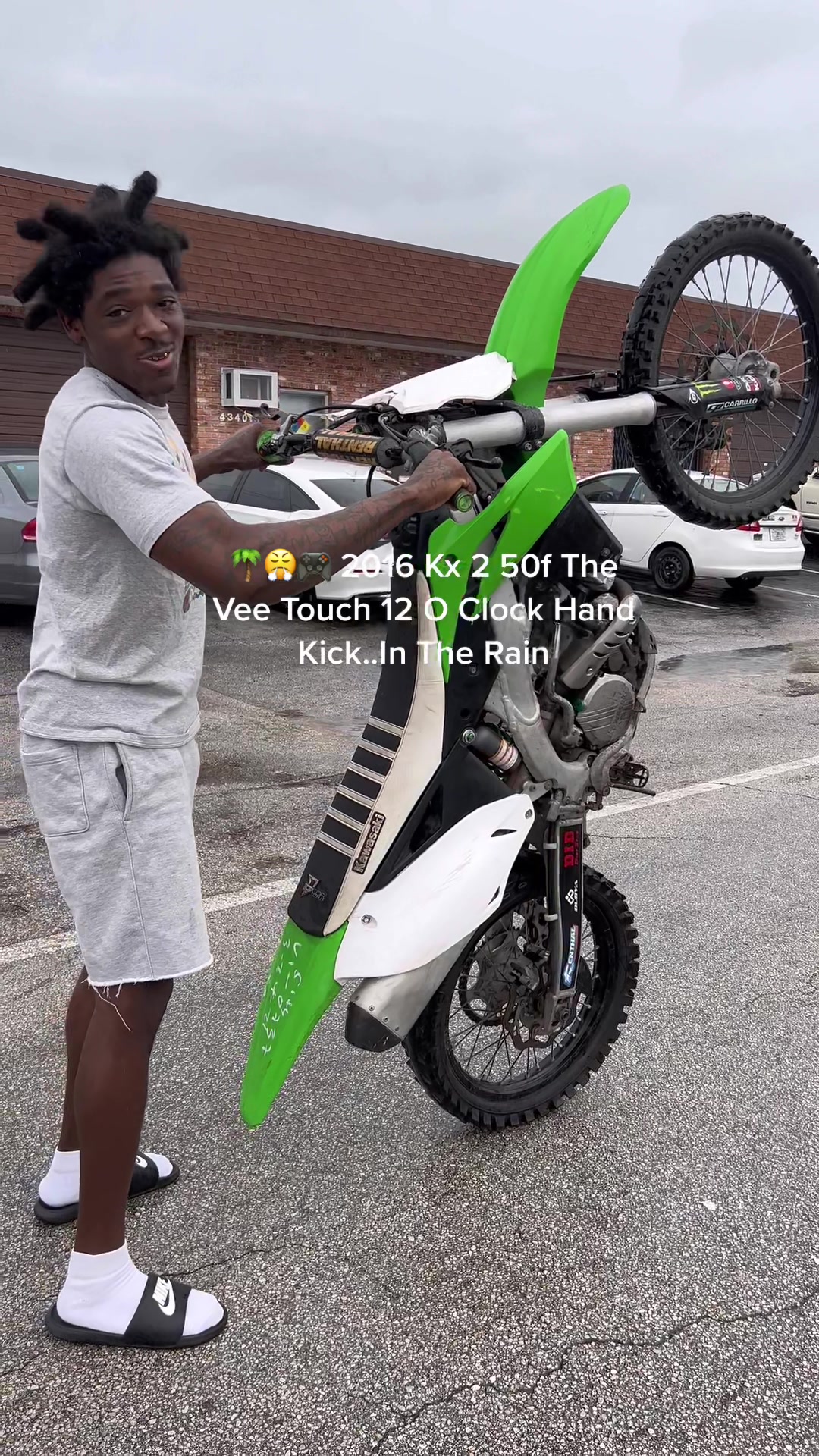 @“theveetouch”