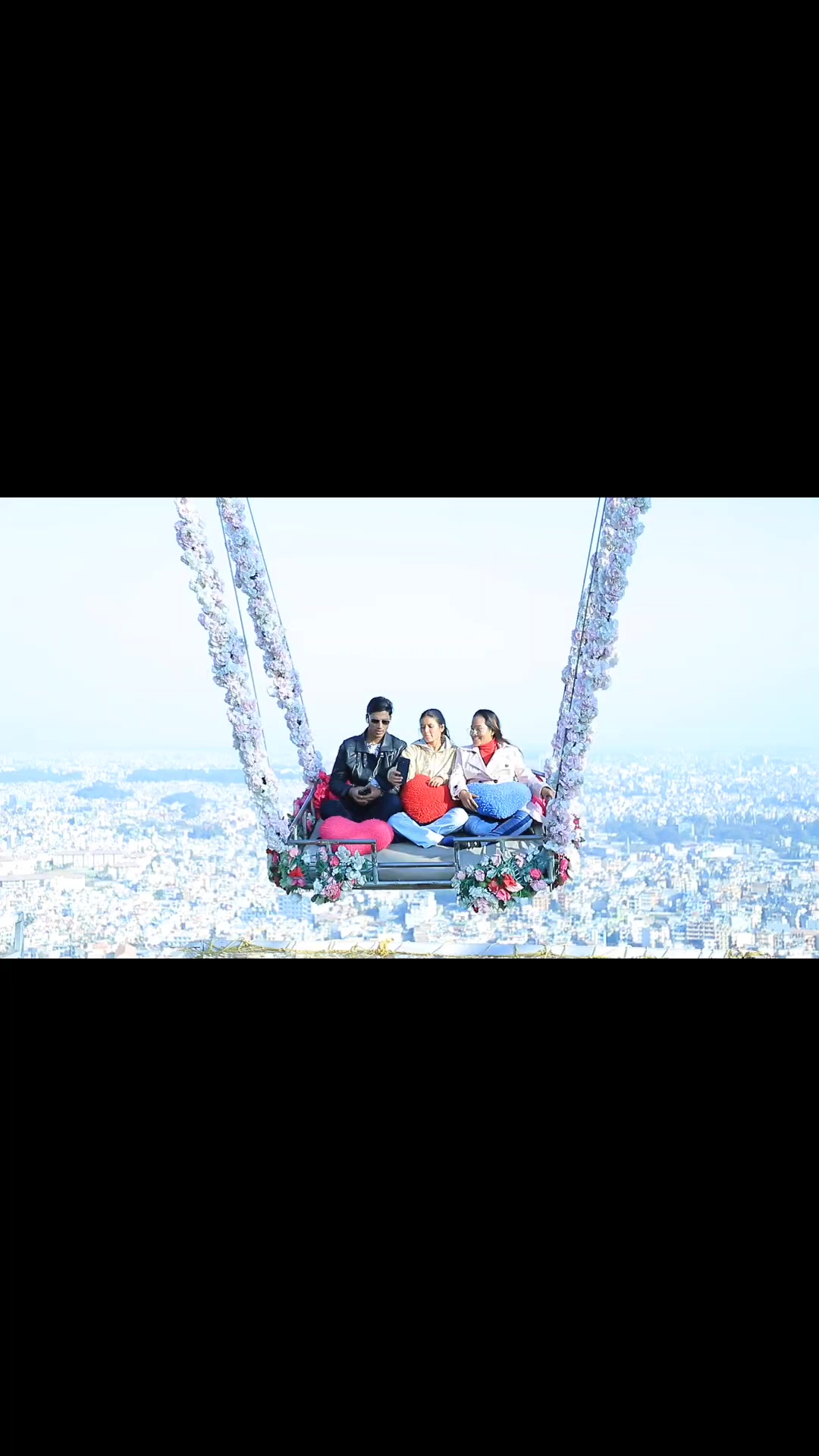 @मेरो अभाव कहिले न हाेस त लाई😭