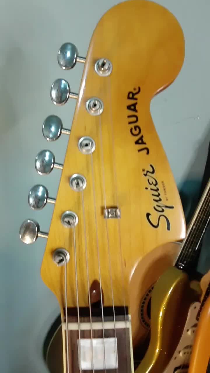 @guitarra encontrada