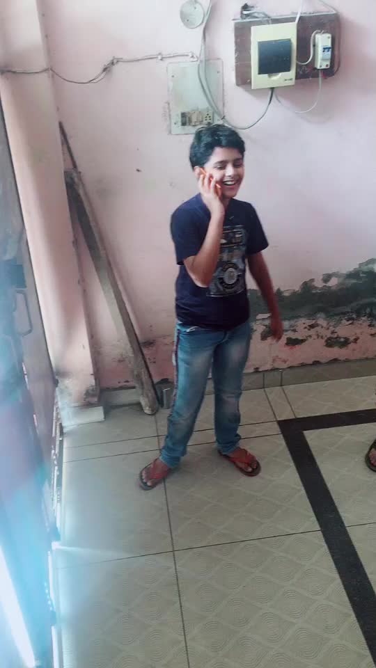 @Comedian ๐๐คฃ๐๐คฃ