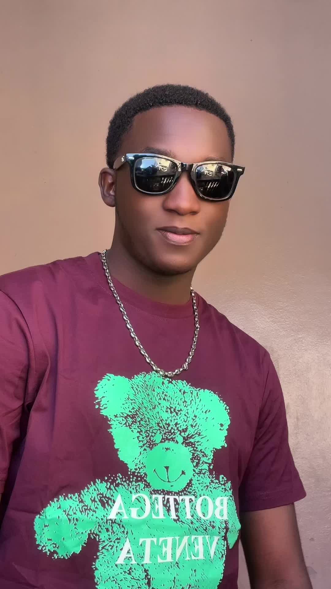@Zhogono le Boss ❄️🦉