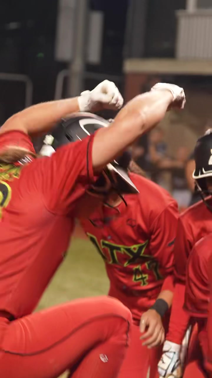 @Women’s Professional Fastpitch