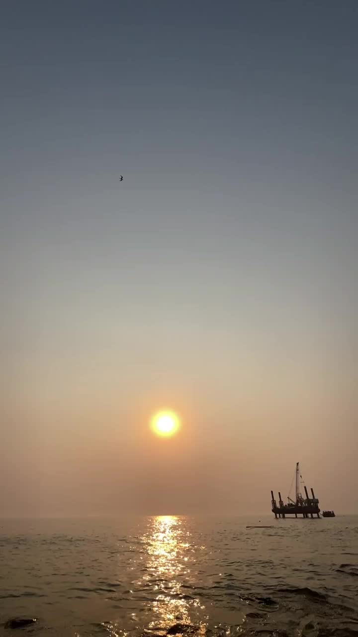 @R~-Ä-~J