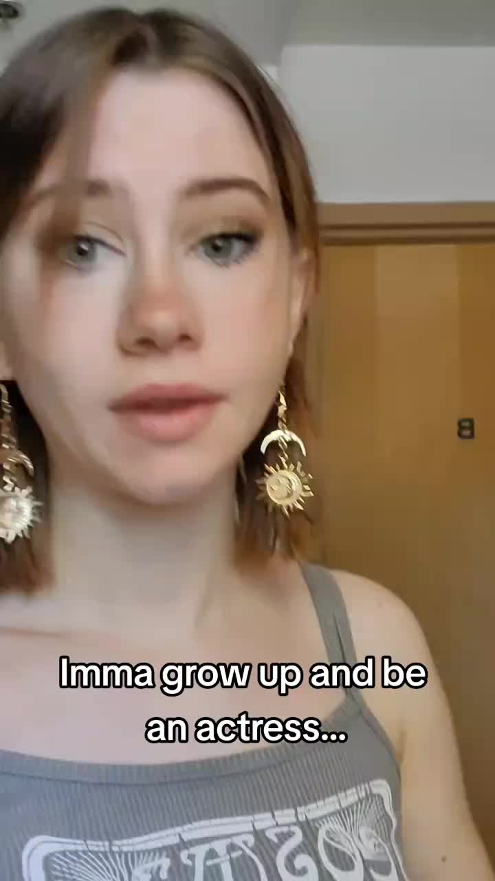@Eve Autym✨️Twitch Streamer✨️