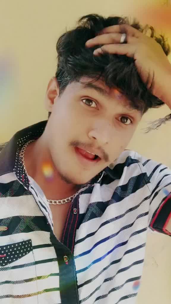 @Reyastheen 😎