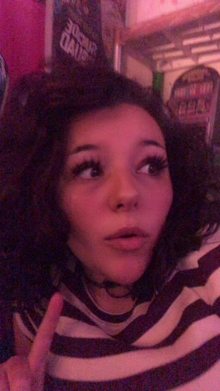 @4c1d1nmy3y3z_