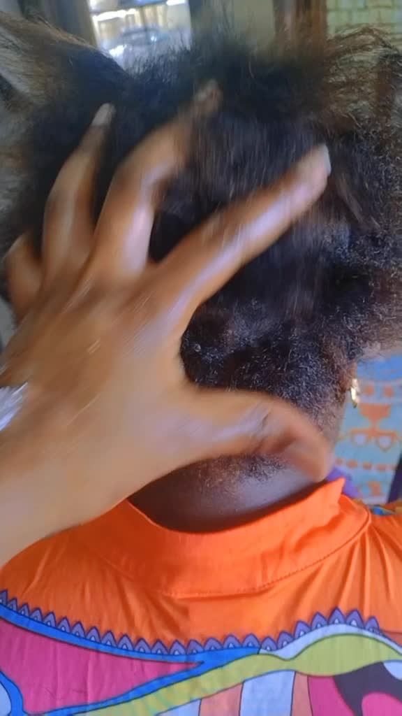 @Yole Hair💙🧡