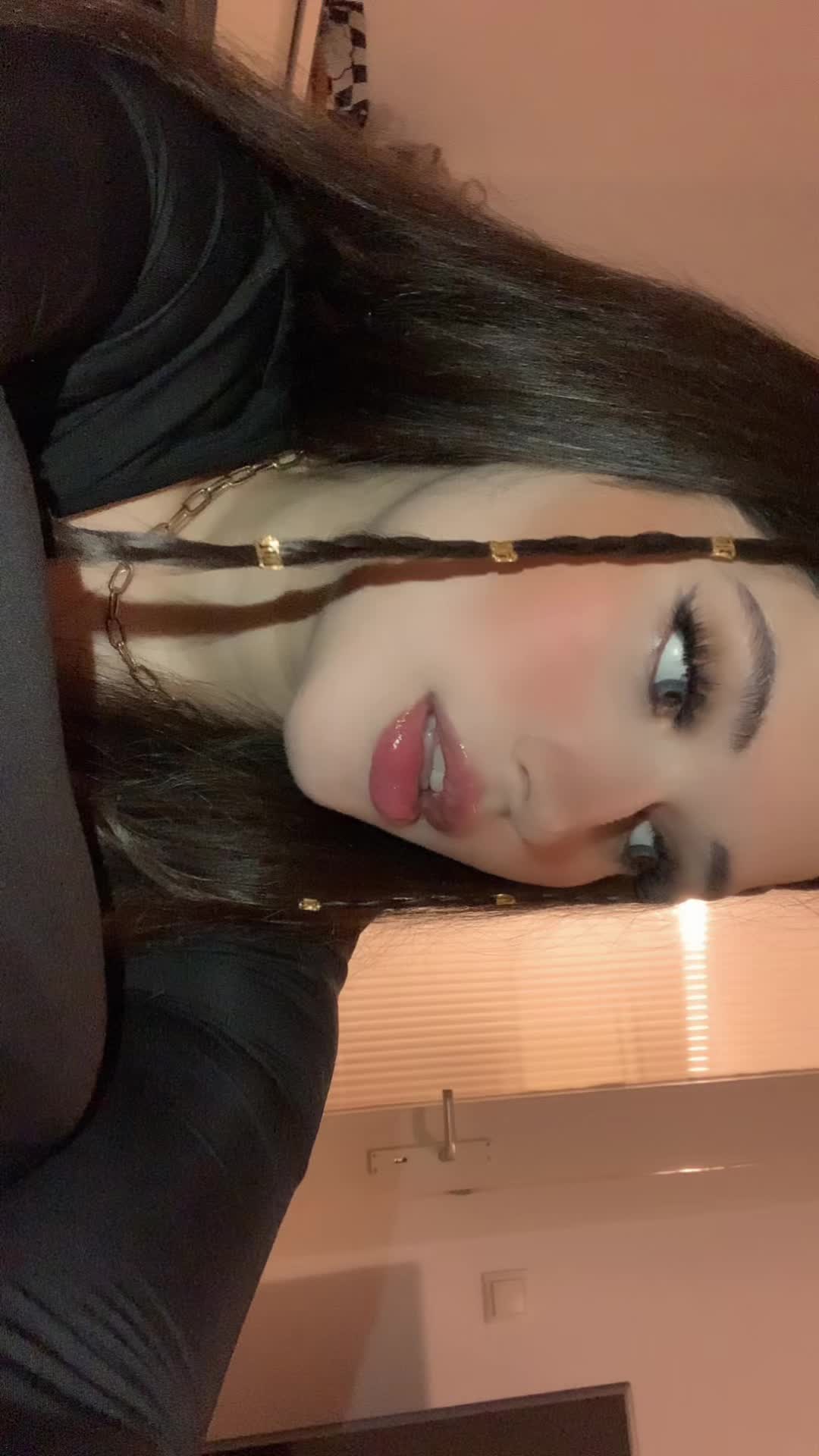 @Fr.Melinai