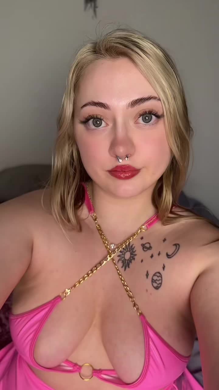 @StrawberryKween