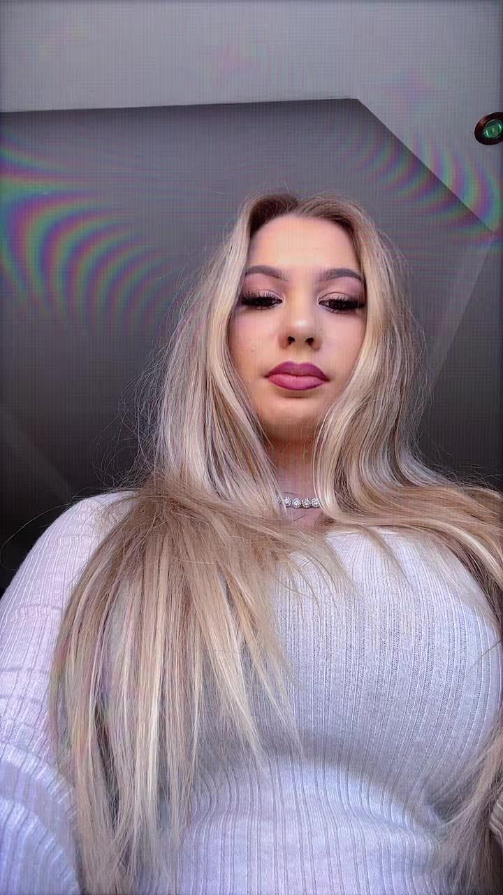 @Denisa