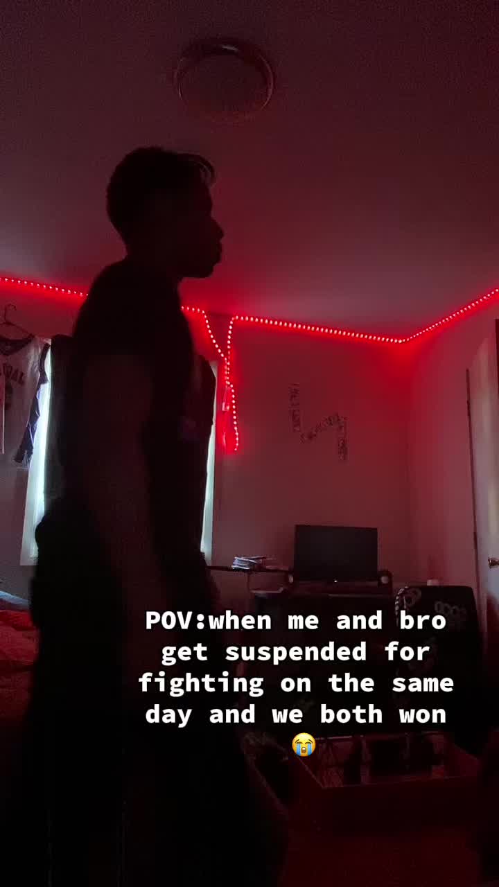 @itzniko