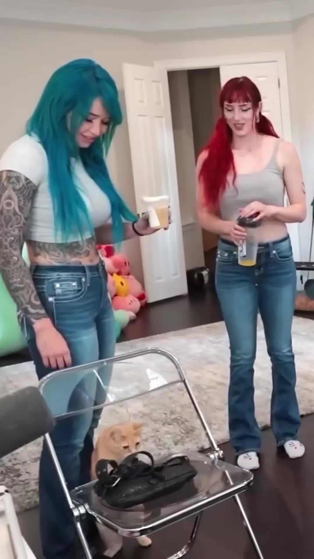@Emirushill
