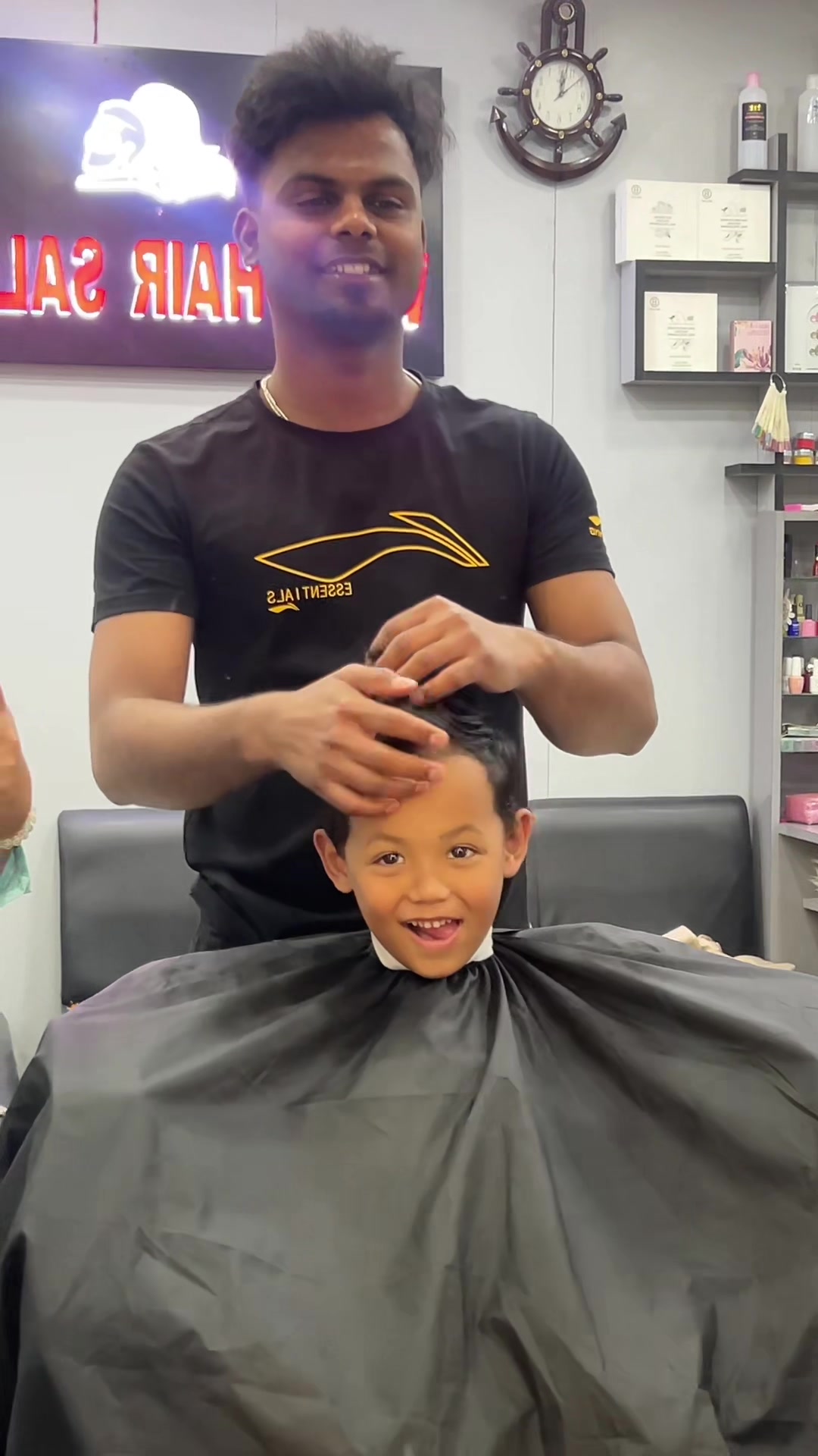 @vipinhairstudioandbeauty