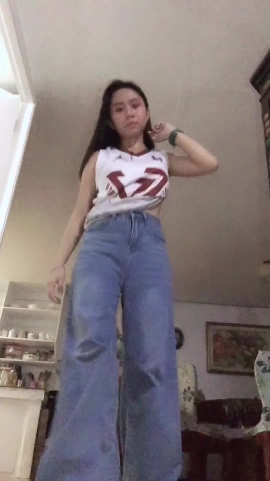 @🦖