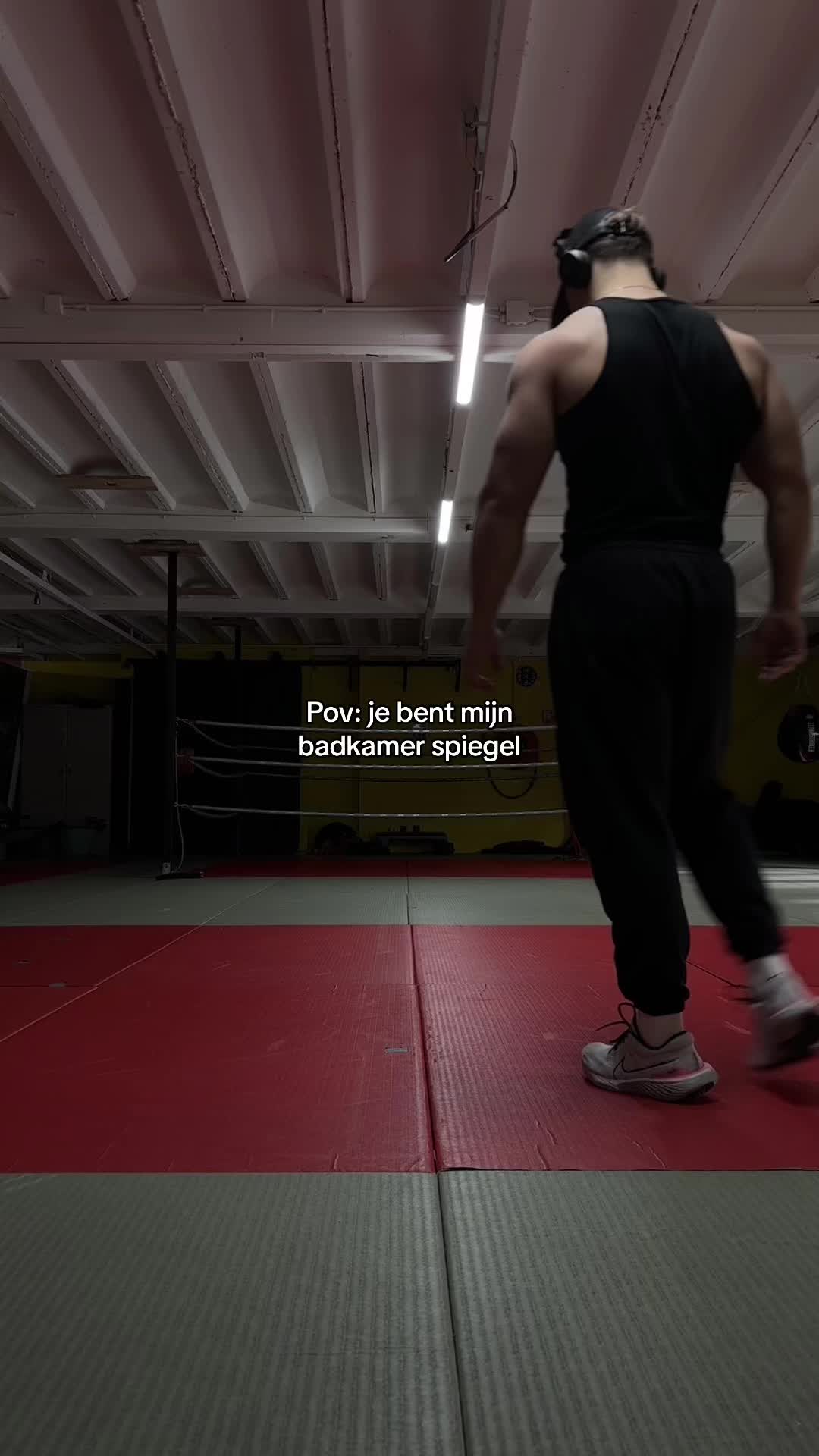 @FitByRowan