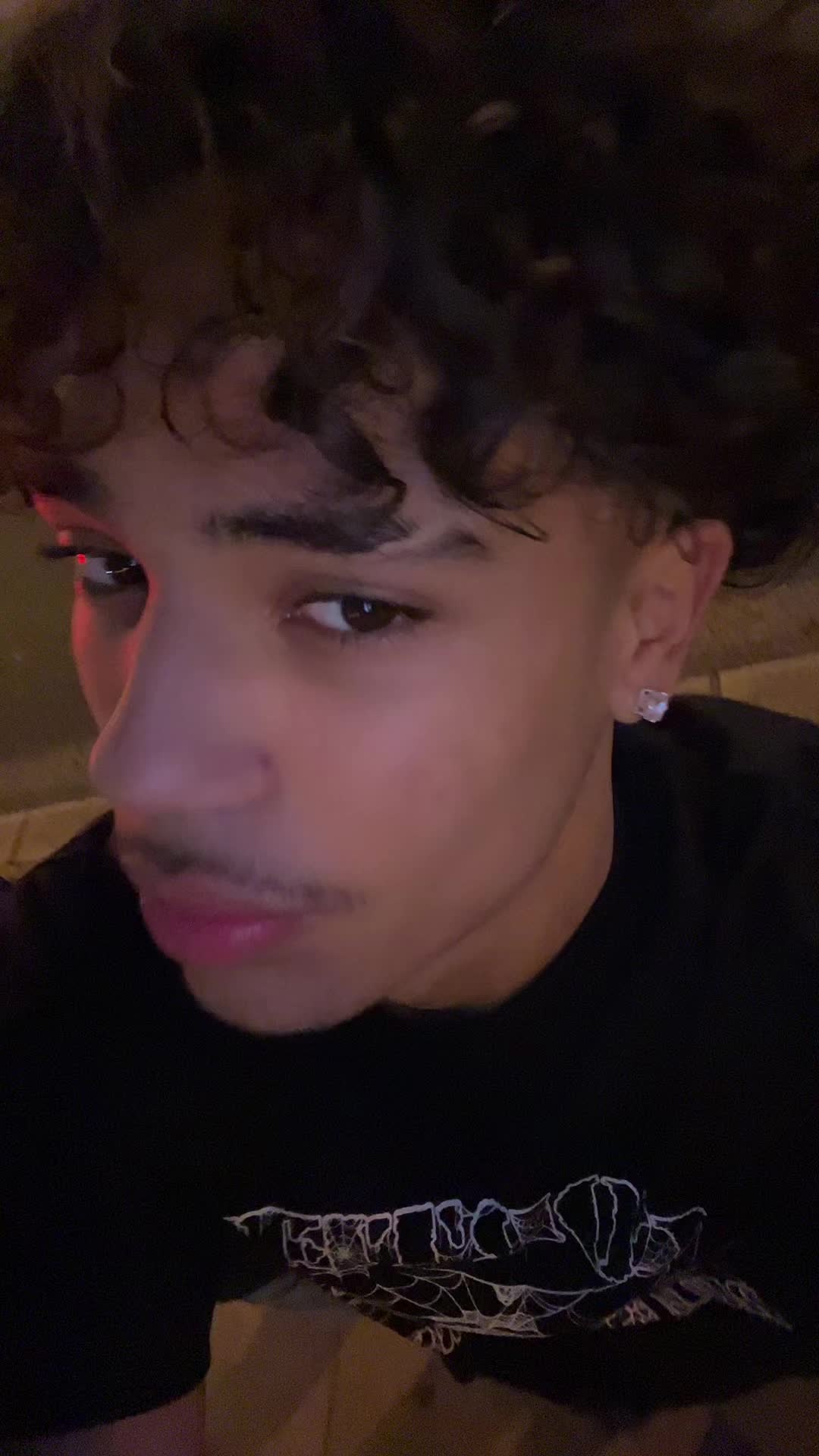 @Ads 1️⃣
