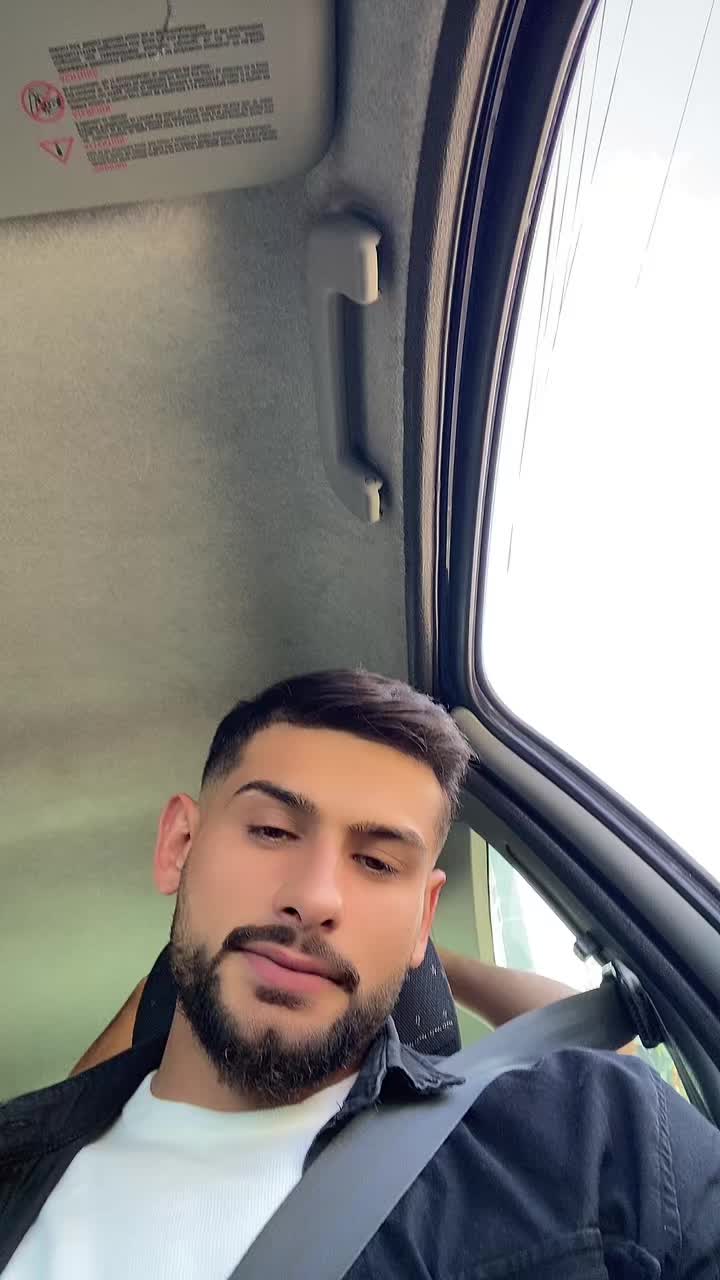@Burhan_Kbr