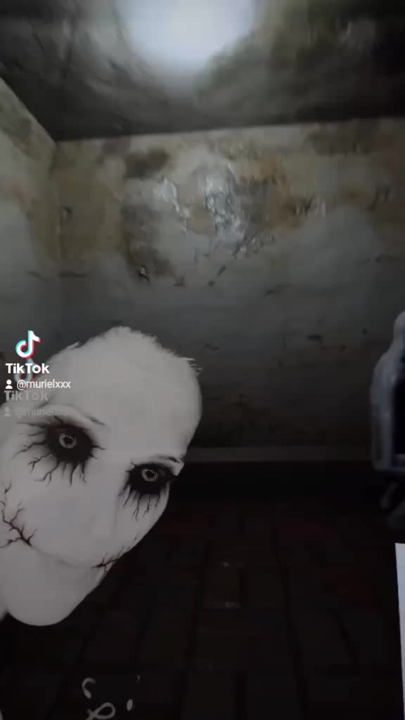 @MurielXXX