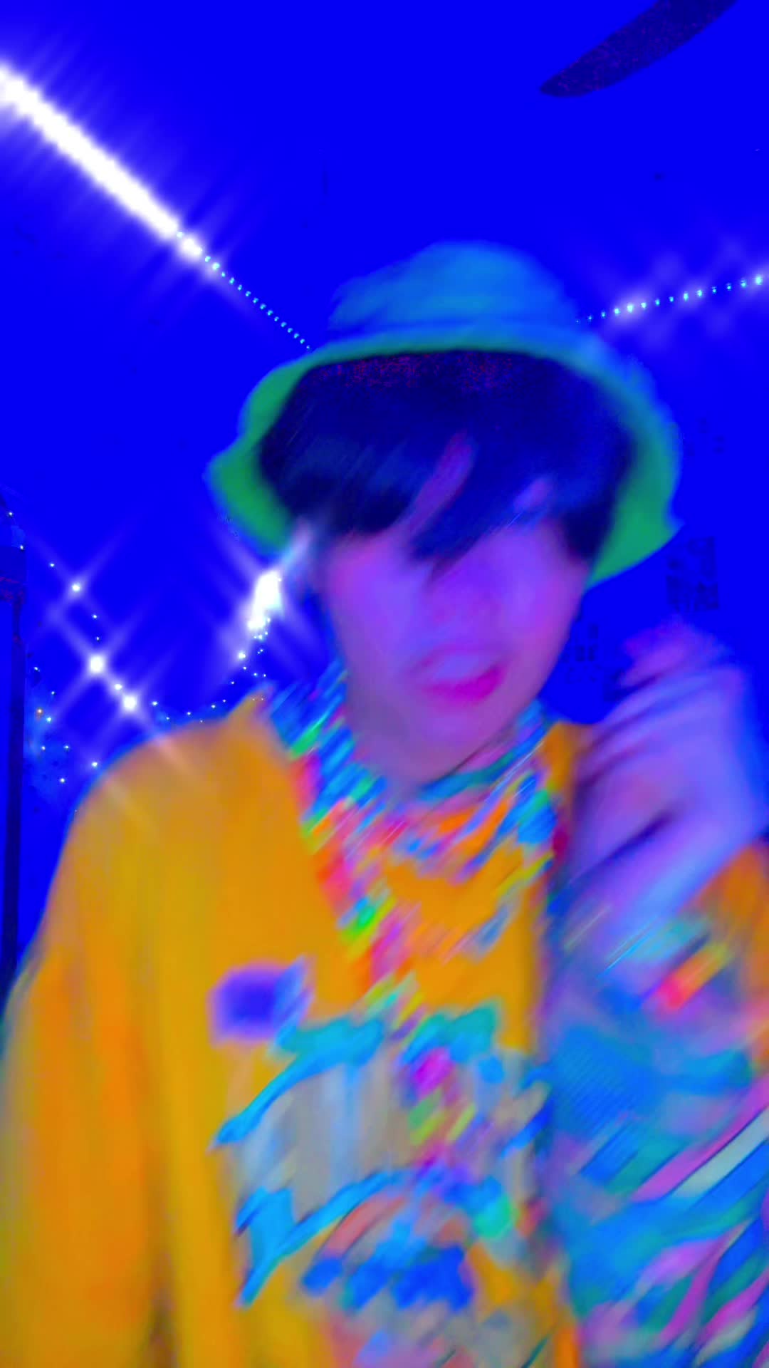 @๐ญ๐๐๐๐ ๐ฆขโจ