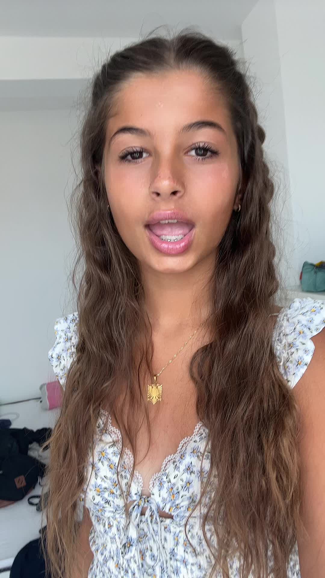 @hana hoxhaj