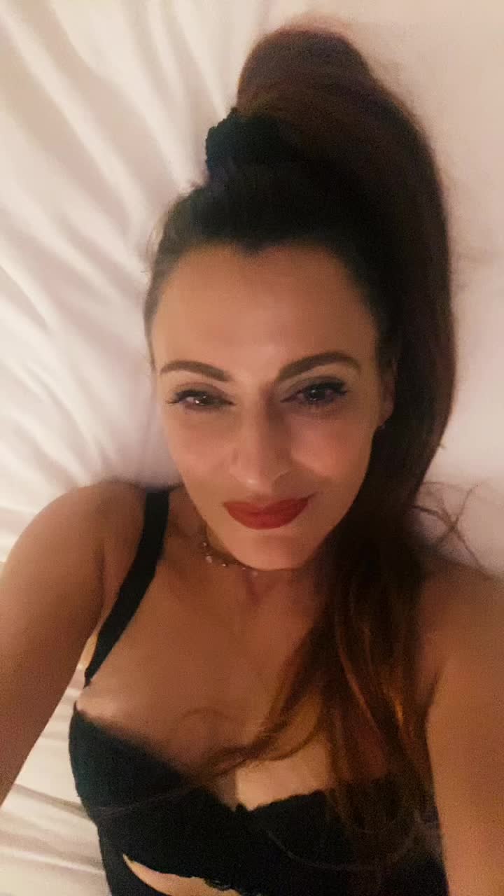 @OliviaAkula