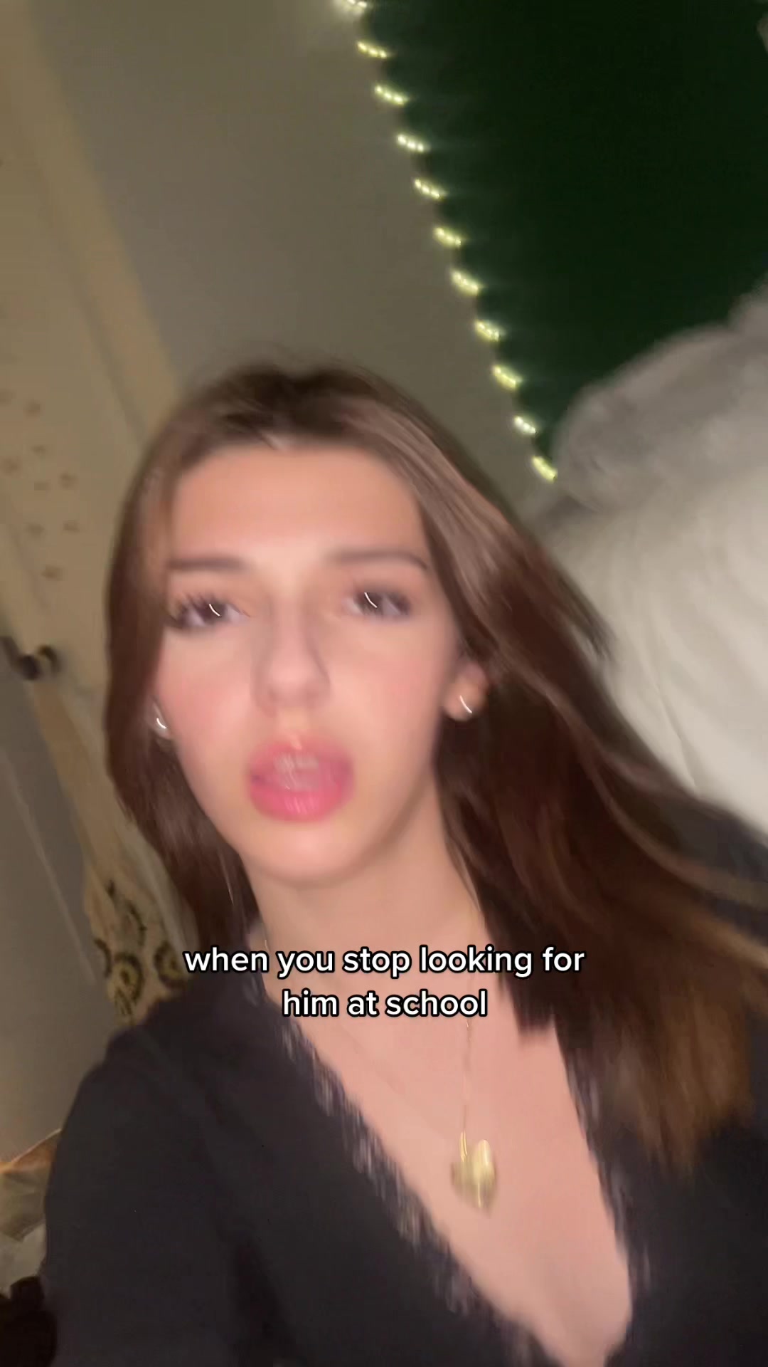 @🙇&zwj;♀️