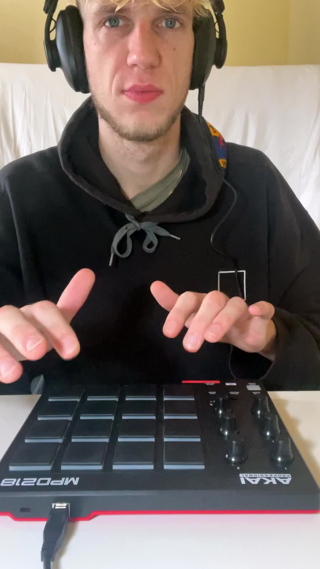 @Goodboy | Fingerdrummer